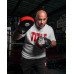 Оригинальные Гнутые Лапы TITLE Boxing Incredi-Ball Leather Punch Mitts 2.0 - Black/Red