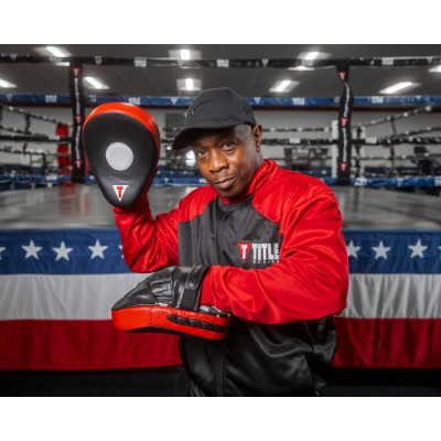 Оригинальные Гнутые Лапы TITLE Boxing Incredi-Ball Leather Punch Mitts 2.0 - Black/Red