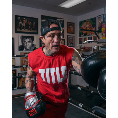 Оригинальные Лапы TITLE Boxing Valiant Punch Mitts - Black