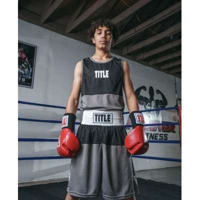 Оригинальная Боксерская Форма TITLE Boxing Latitude Amateur Boxing Set - Black/Grey