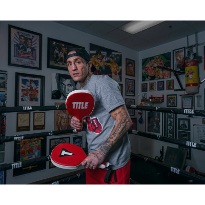 Оригинальные Боксерские Тренировочные Ракетки TITLE Boxing Punch Training Paddles - Red/White