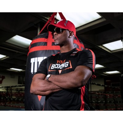 Оригинальная Тренировочная Футболка TITLE Boxing Mainstay Wicking Poly Tee - Black/Red
