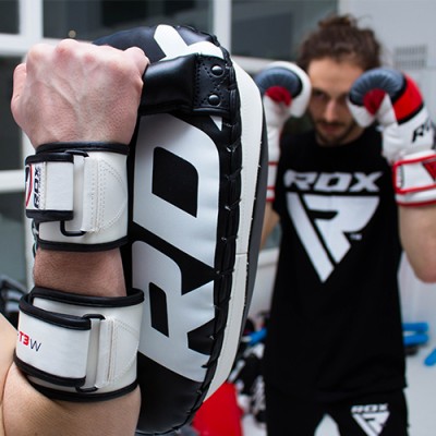 Оригинальный Тай-Пад RDX T3 Muay Thai Kick Pads - Black/White